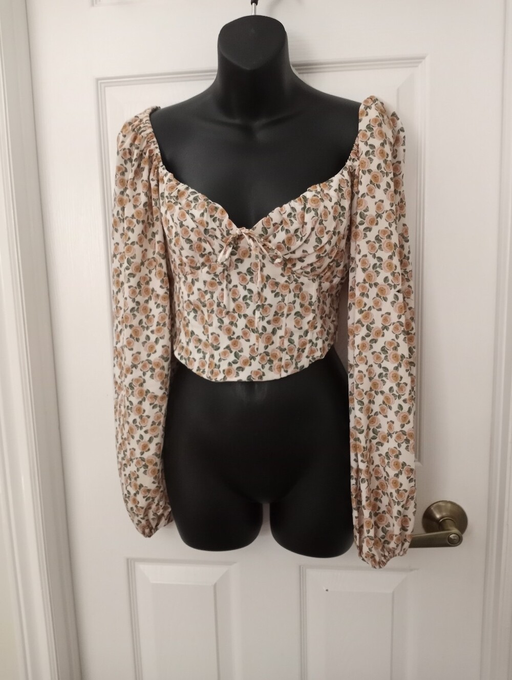 👠EMORY PARK Off The Shoulder Blouse👠